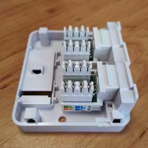Розетка 2xUTP Cat.5e в/у мазилка TG